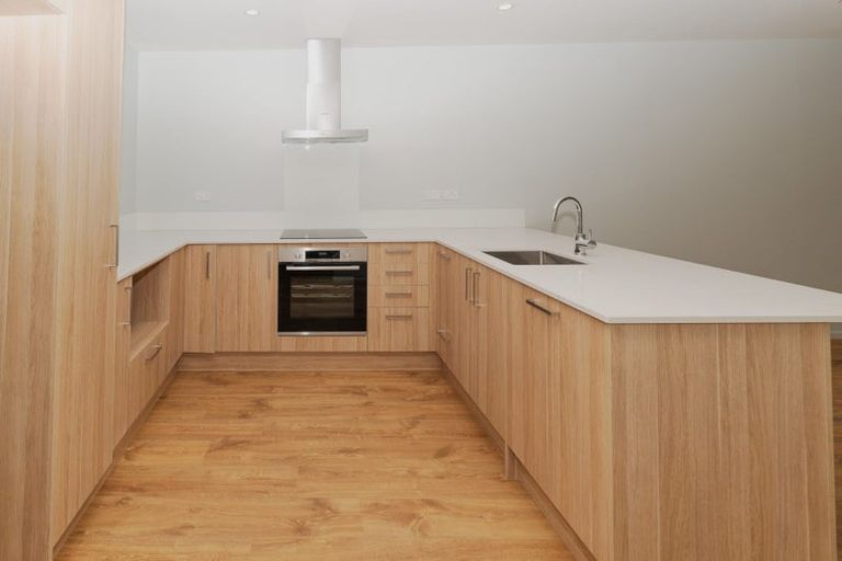 Photo of property in 2b Nerita Place, Long Bay, Auckland, 0630