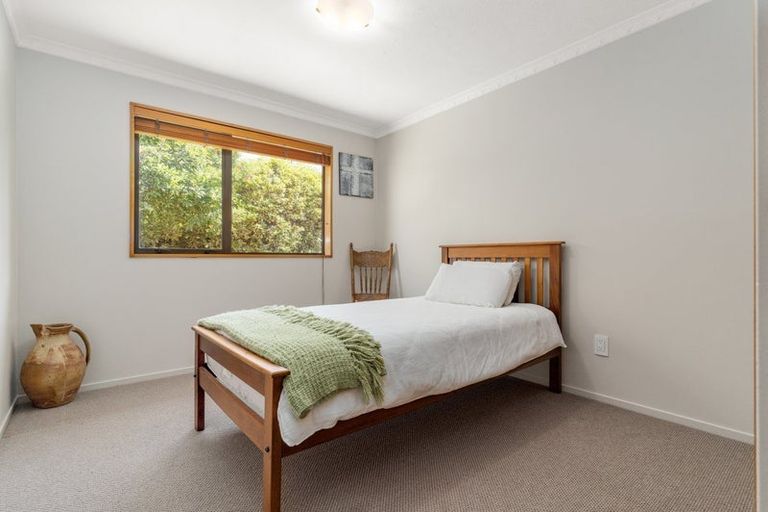 Photo of property in 75 Apsley Drive, Avonhead, Christchurch, 8042
