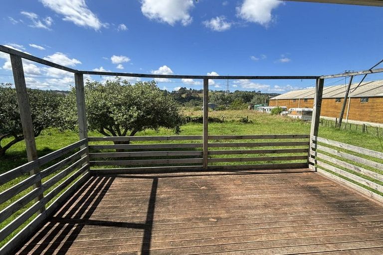 Photo of property in 263 Riverhead Road, Riverhead, Kumeu, 0892