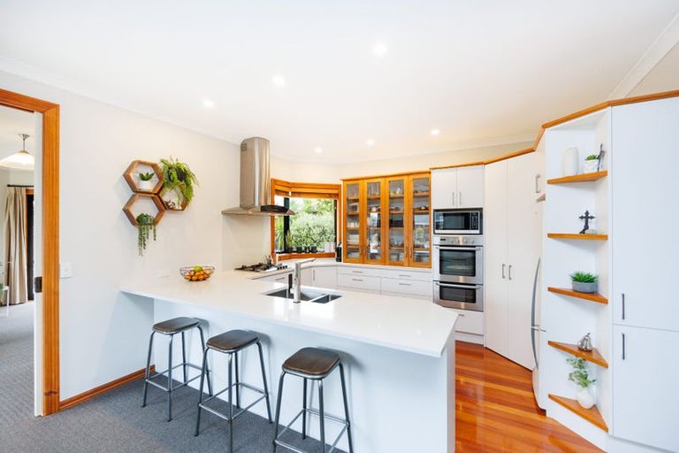 Photo of property in 7 Alpine Grove, Kelvin Grove, Palmerston North, 4414