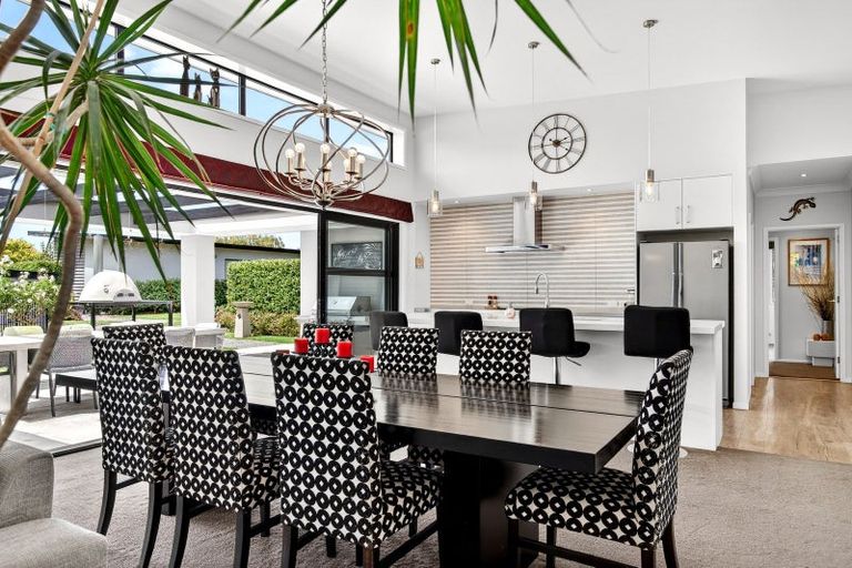 Photo of property in 9 Campbell Drive, Martinborough, 5711