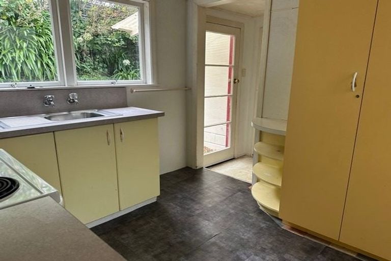 Photo of property in 3 Lincoln Road, Bluff Hill, Napier, 4110