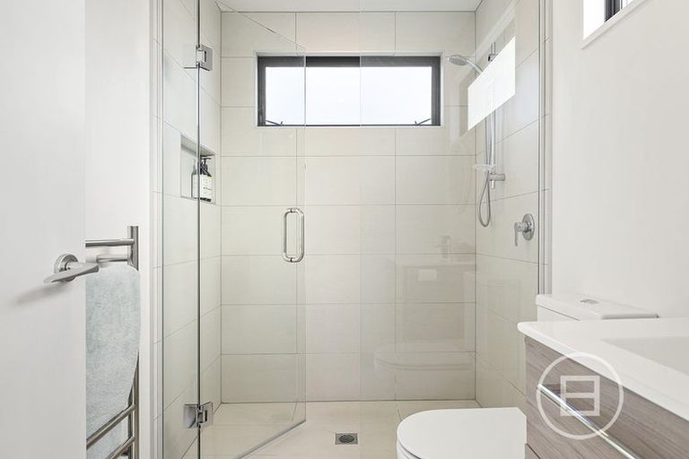 Photo of property in 16 Soudley Court, Jacks Point, Queenstown, 9371