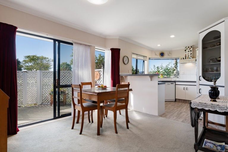 Photo of property in 2 Lotus Avenue, Mount Maunganui, 3116