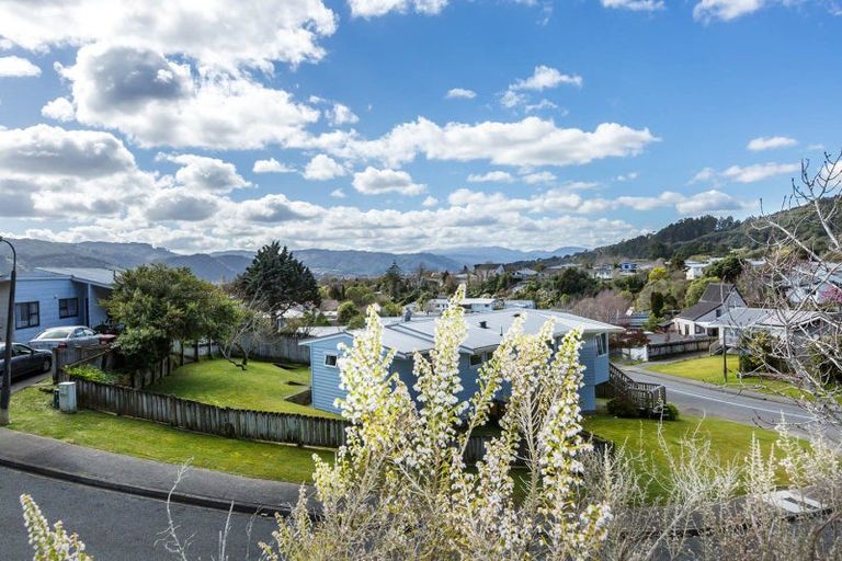 Photo of property in 3 Duncraig Street, Silverstream, Upper Hutt, 5019