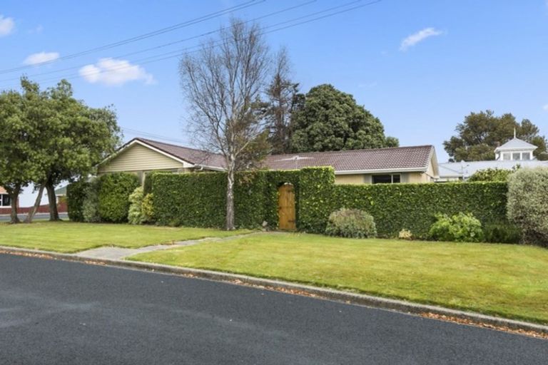 Photo of property in 42 Glendevon Place, Vauxhall, Dunedin, 9013