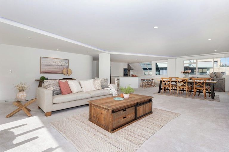 Photo of property in 2/28 The Mall, Mount Maunganui, 3116