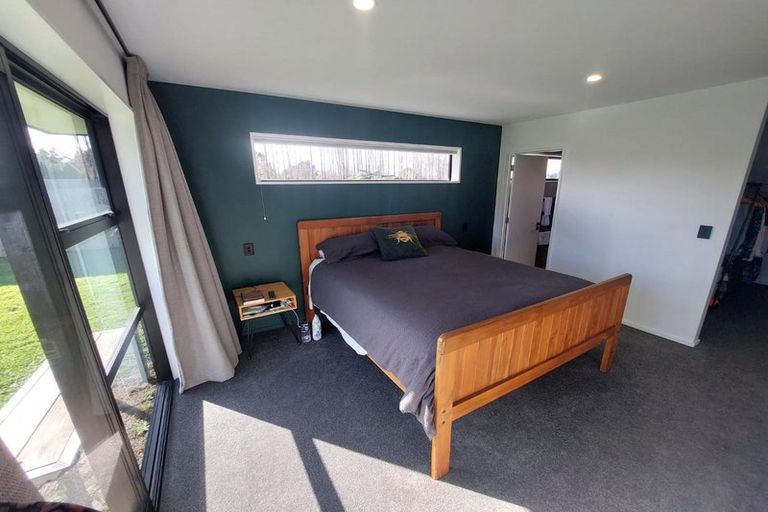 Photo of property in 11 Mcquillan Avenue, Woodend, 7610