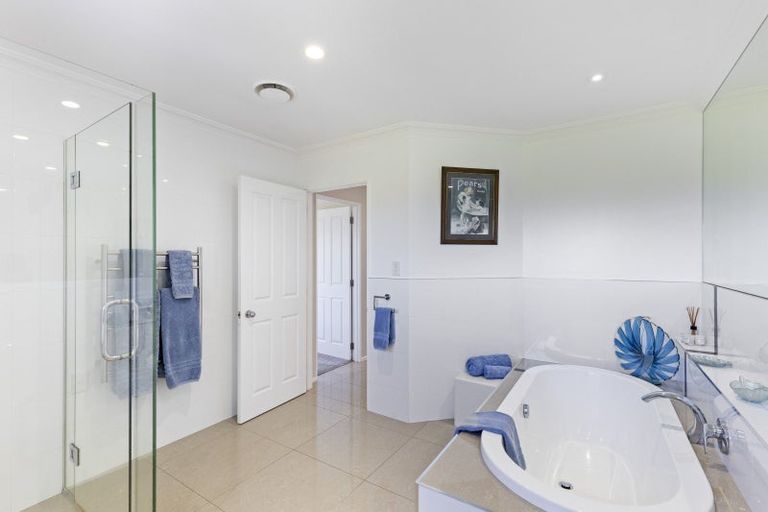 Photo of property in 1179 Devon Road, Bell Block, New Plymouth, 4373