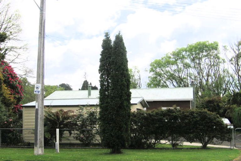 Photo of property in 16 Okona Crescent, Ngongotaha, Rotorua, 3010