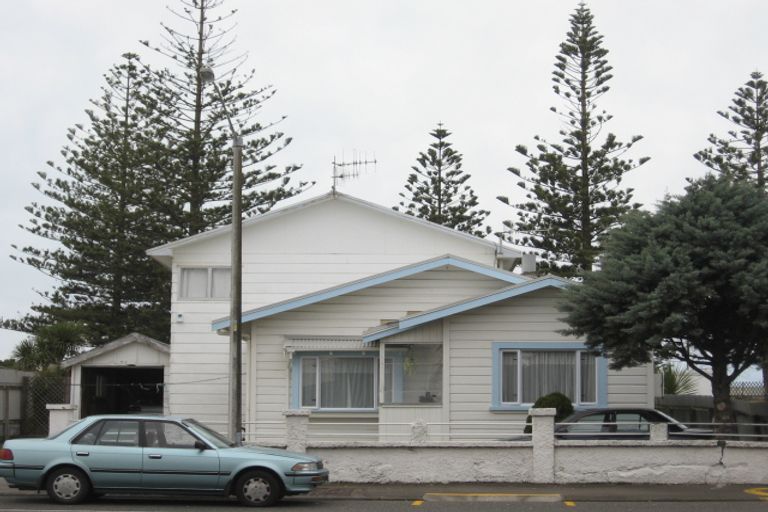 Photo of property in 28 Te Awa Avenue, Te Awa, Napier, 4110