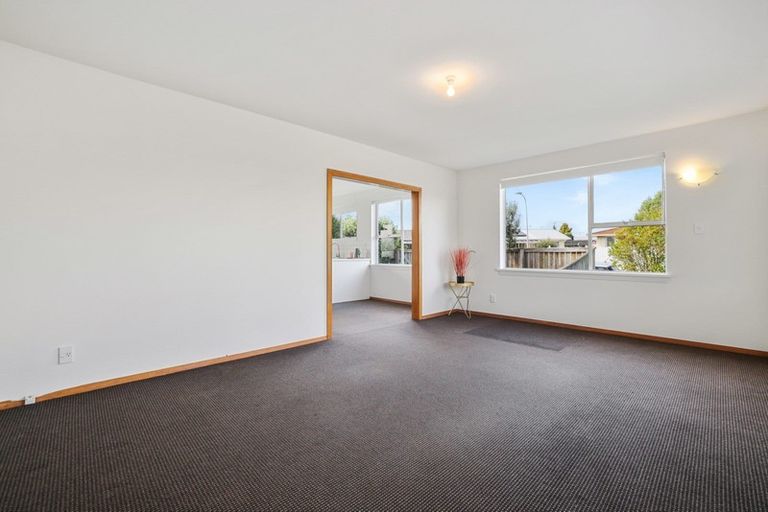 Photo of property in 1/4 Nanette Street, Upper Riccarton, Christchurch, 8041