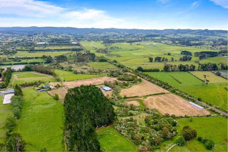 Photo of property in 74 Brookvale Lane, Taupaki, 0782