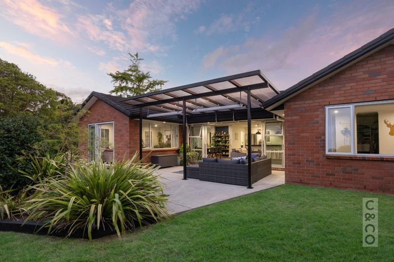 Photo of property in 58 Muriwai Road, Waimauku, 0812