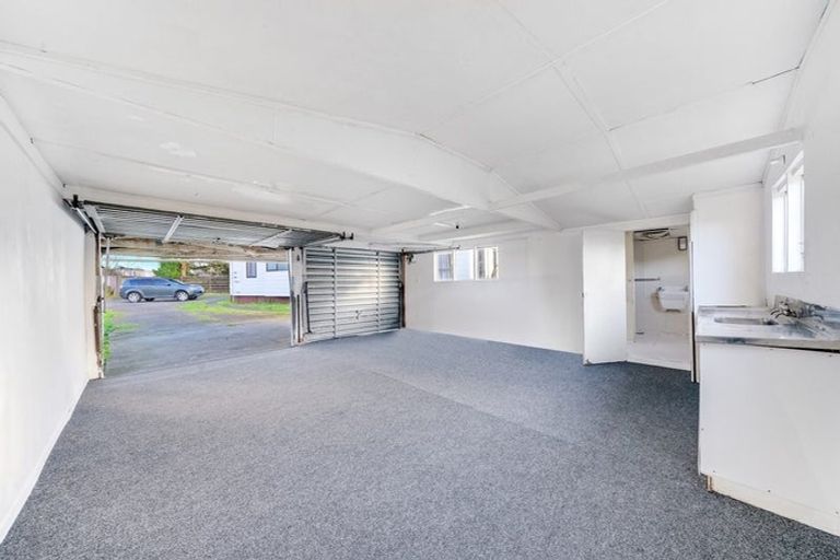 Photo of property in 261 Mahia Road, Weymouth, Auckland, 2103