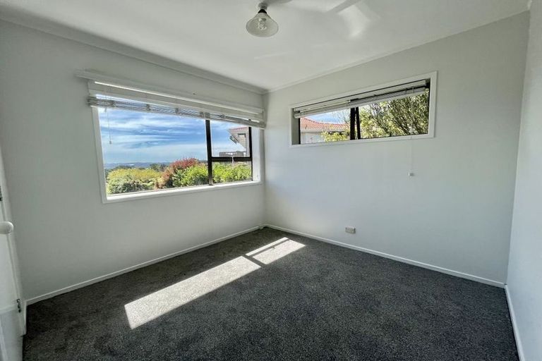 Photo of property in 34 Telstar Place, Beach Haven, Auckland, 0626