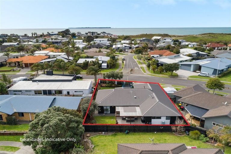 Photo of property in 26 Nautilus Drive, Papamoa Beach, Papamoa, 3118