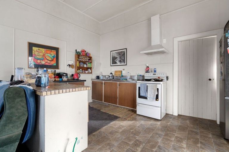 Photo of property in 98 Pembroke Street, Carterton, 5713