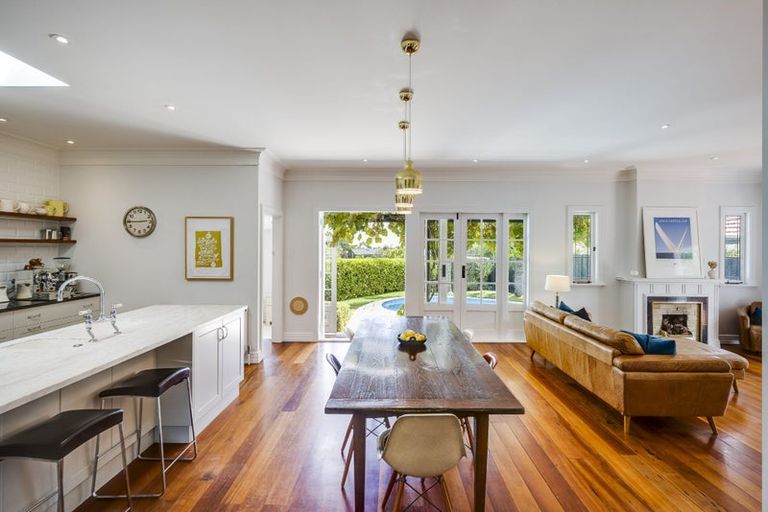 Photo of property in 60 Duart Road, Havelock North, 4130