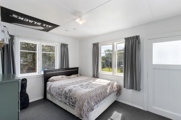 Photo of property in 16 Mason Avenue, Maraenui, Napier, 4110
