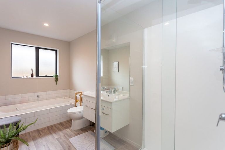 Photo of property in 17 George Oliver Place, Kainga, Christchurch, 8083