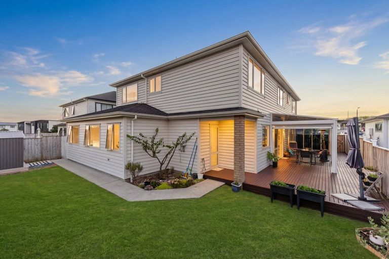 Photo of property in 47 Johns Creek Crescent, Silverdale, 0932