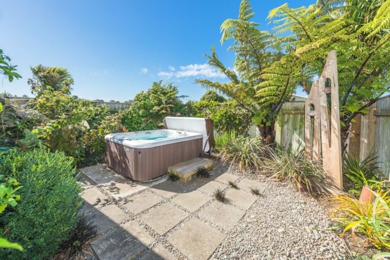 Photo of property in 8a Tirimoana Place, Otamatea, Whanganui, 4501
