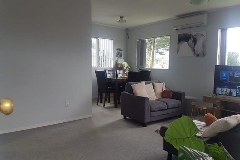 Photo of property in 2/103 Hutchinson Avenue, New Lynn, Auckland, 0600