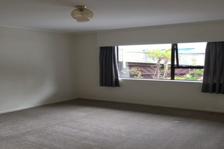 Photo of property in 1/222 Centreway Road, Orewa, 0931
