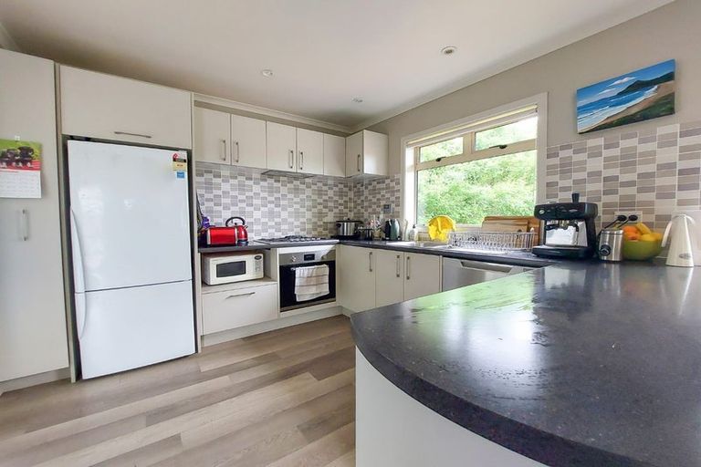 Photo of property in 26 Barrie Crescent, Silverdale, Hamilton, 3216