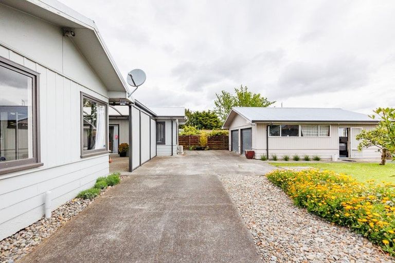 Photo of property in 46 Pembroke Street, Highbury, Palmerston North, 4412