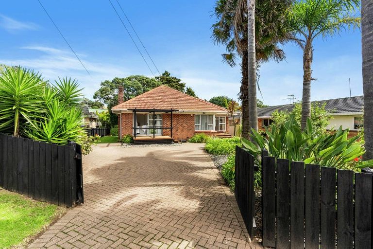 Photo of property in 46 Sale Street, Cockle Bay, Auckland, 2014