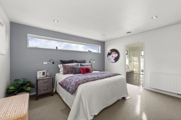 Photo of property in 10 Euan Sarginson Place, Diamond Harbour, Lyttelton, 8971