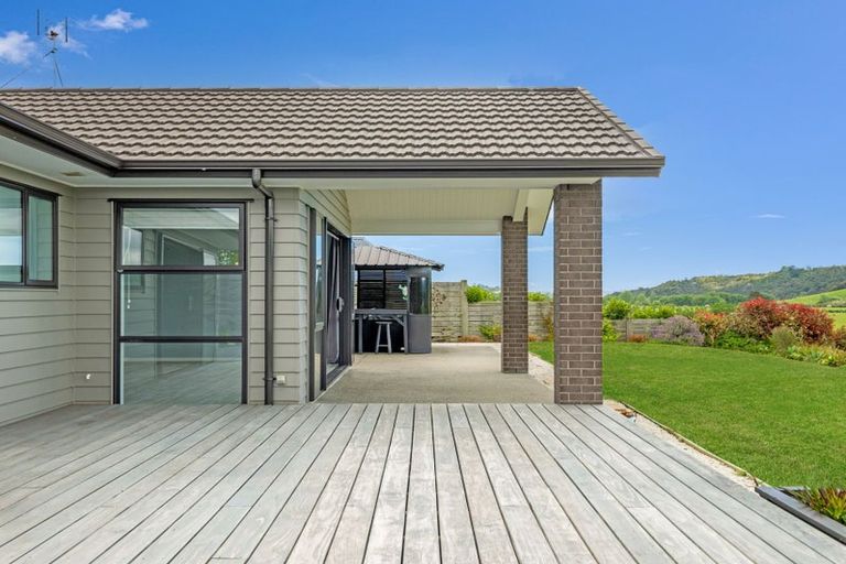 Photo of property in 8 Awatiro Drive, Kaukapakapa, 0871