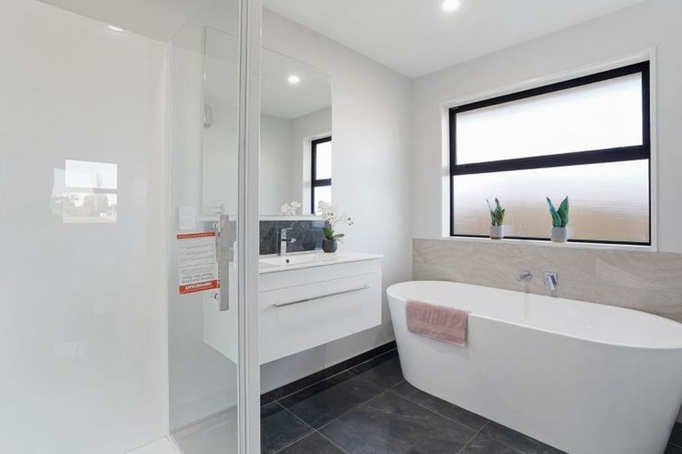 Photo of property in 13 Salkeld Place, Woodend, 7610