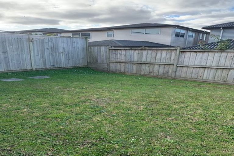 Property details for 3 Ballindrait Drive, Flat Bush, Auckland, 2019