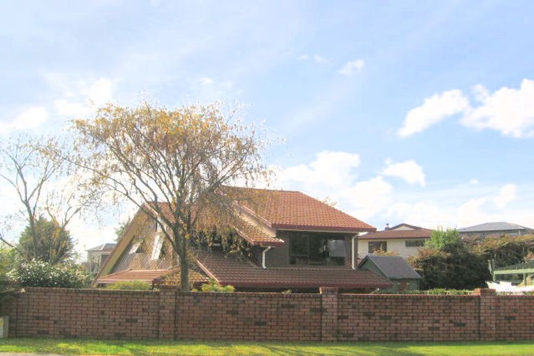 Photo of property in 4 Blackmore Drive, Lynmore, Rotorua, 3010