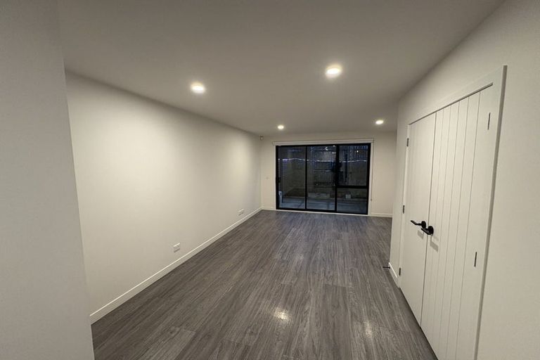 Photo of property in 2e Ellen Avenue, Hillcrest, Auckland, 0627