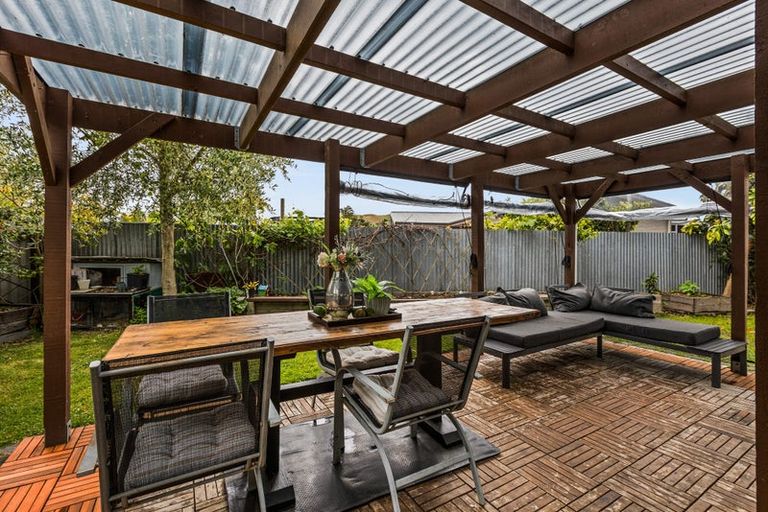 Photo of property in 21 Elliott Street, Taradale, Napier, 4112