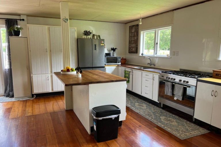 Photo of property in 11 Waihi Falls Road, Waione, Dannevirke, 4971