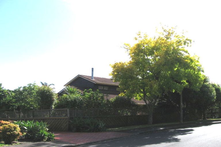 Photo of property in 16 Marine Lane, Mount Wellington, Auckland, 1060
