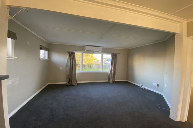 Photo of property in 12 Woburn Street, Waipukurau, 4200
