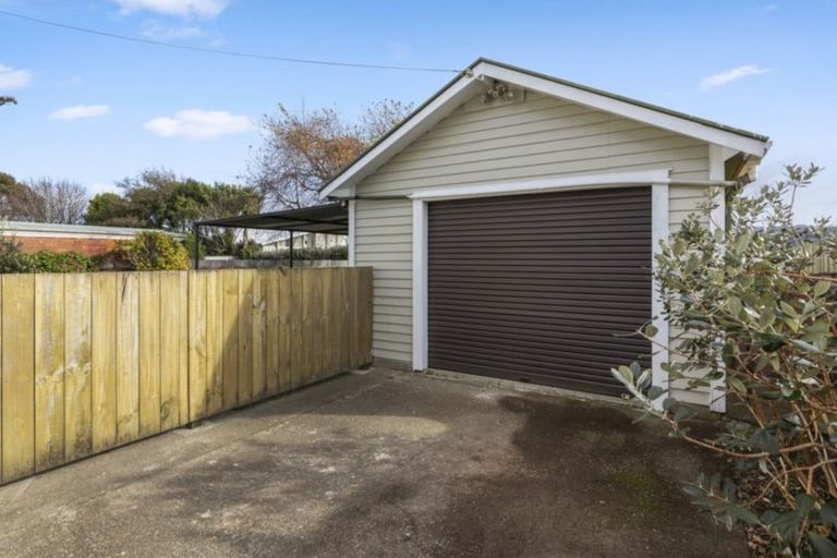 Photo of property in 91 Riverside Drive, Waiwhetu, Lower Hutt, 5010