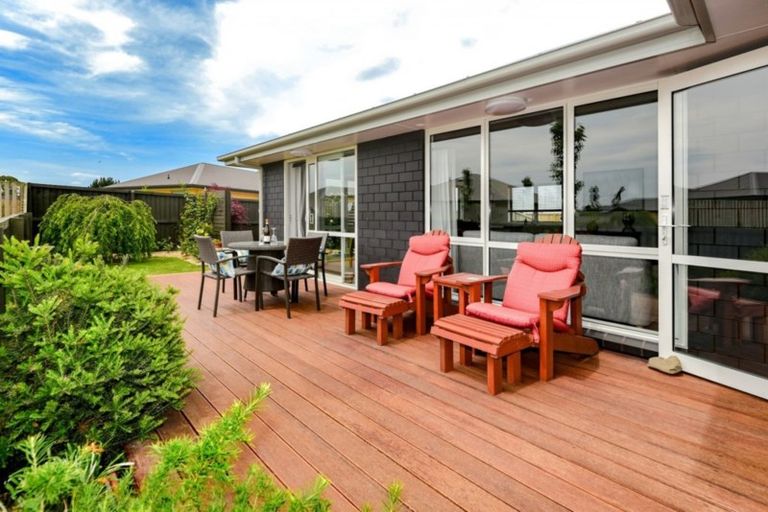 Photo of property in 9 William Hyde Place, Darfield, 7510