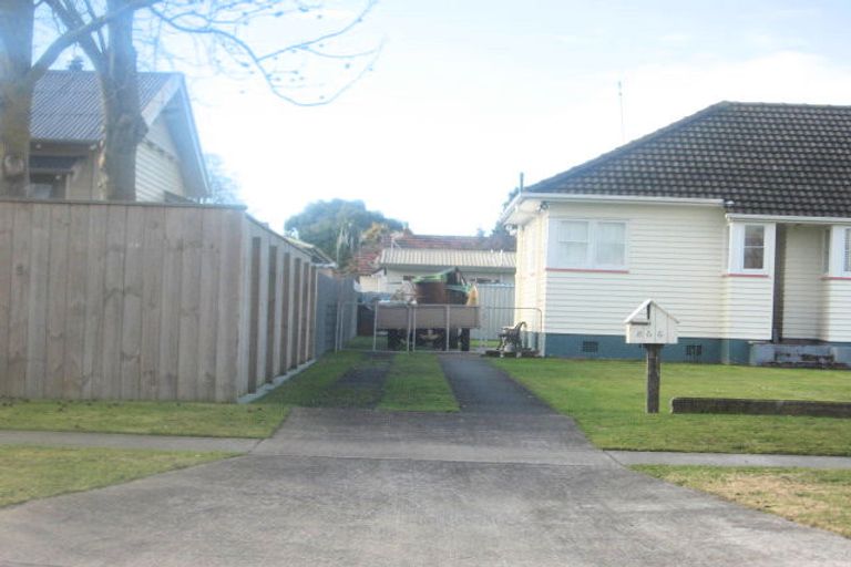 Photo of property in 806-808 Victoria Street, Parkvale, Hastings, 4122