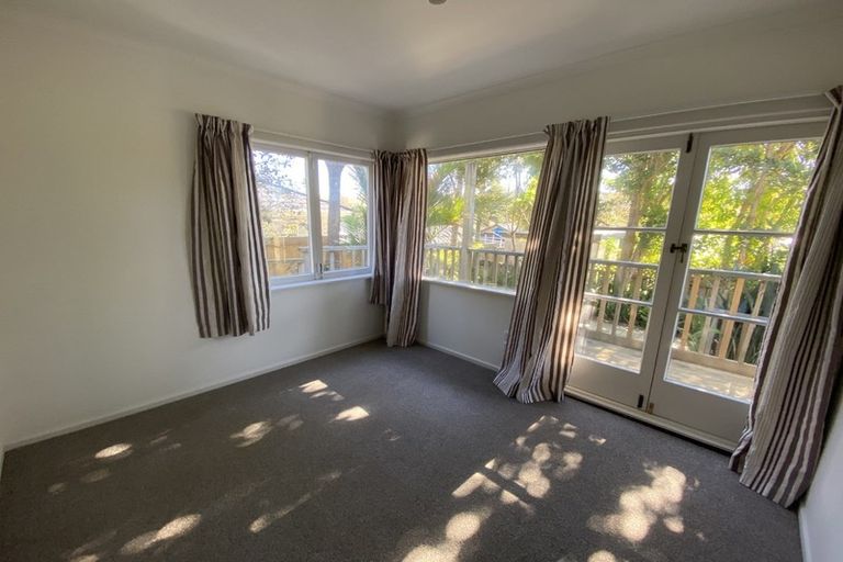 Photo of property in 16b Otanerua Road, Hatfields Beach, Orewa, 0931