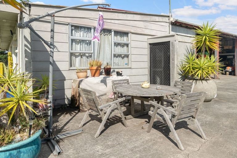 Photo of property in 17 Settlement Road, Kawakawa, 0210