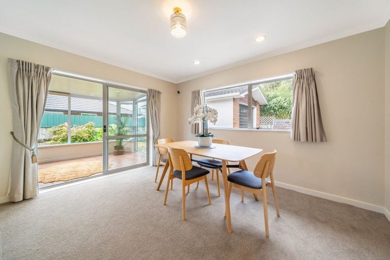 Photo of property in 3 Oak Street, Ebdentown, Upper Hutt, 5018