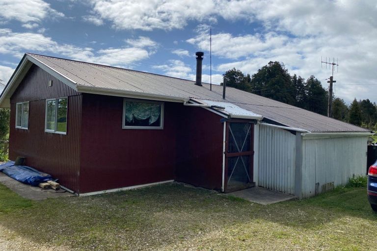 Photo of property in 162 Oparara Road, Karamea, 7893