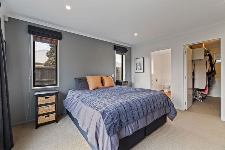 Photo of property in 2 Albert Sheppard Close, Yaldhurst, Christchurch, 8042